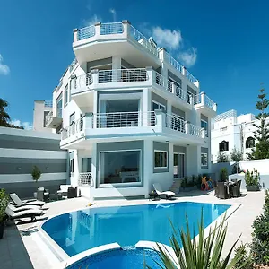 https://villa-belvedere.hotelssaintjulians.com